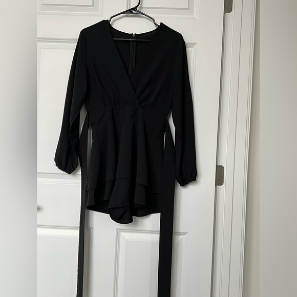 Black Long Sleeve Romper - Picture 1 of 2